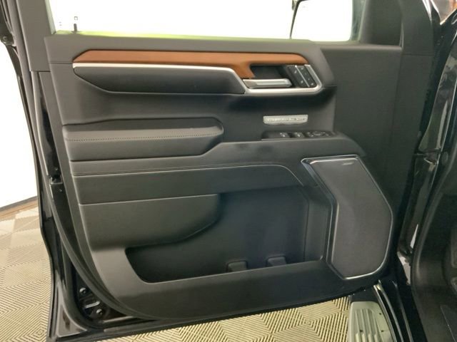 Used 2022 GMC Sierra 1500 Denali AWD/4WD image 18