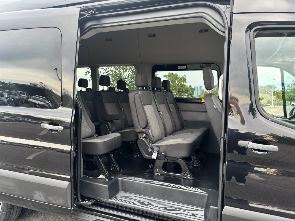 Used 2023 Ford Transit 350 XLT RWD image 29