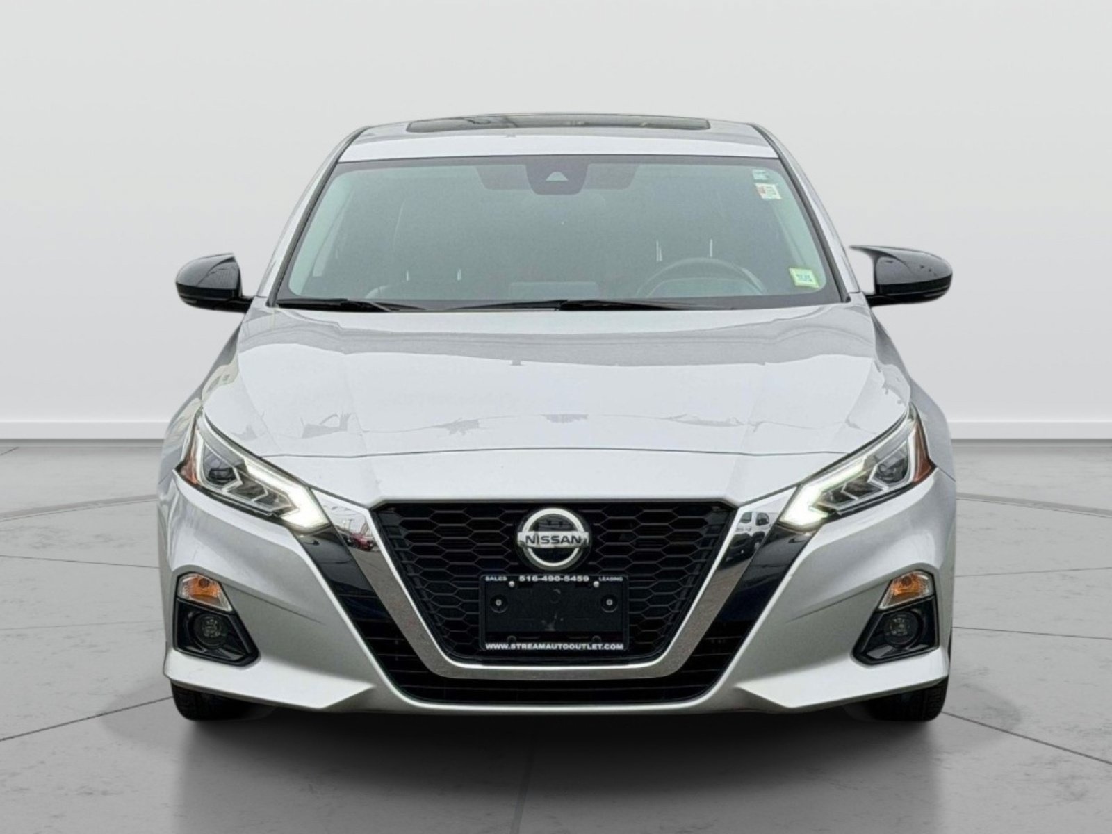 Used 2022 Nissan Altima 2.5 SL FWD image 2