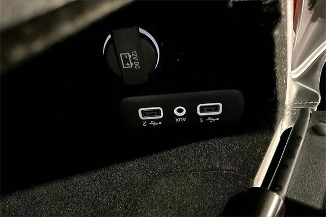 Used 2022 Dodge Challenger GT image 32