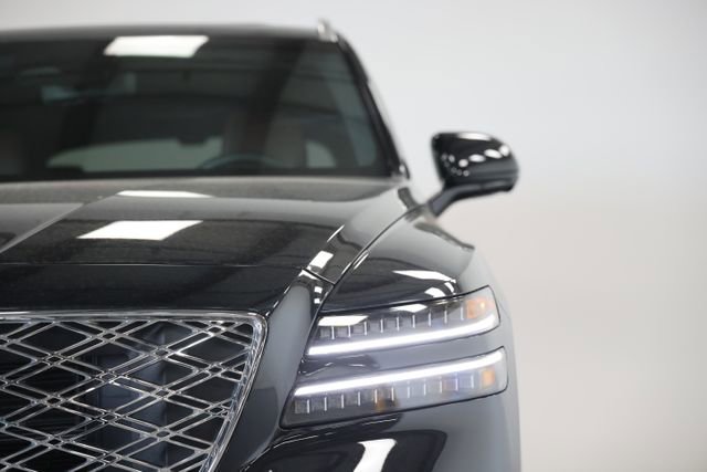 Used 2025 Genesis GV80 3.5T Prestige AWD/4WD image 3
