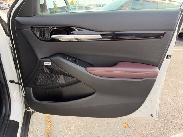 Certified 2022 Kia Seltos SX w/ Sunroof Package AWD/4WD image 36