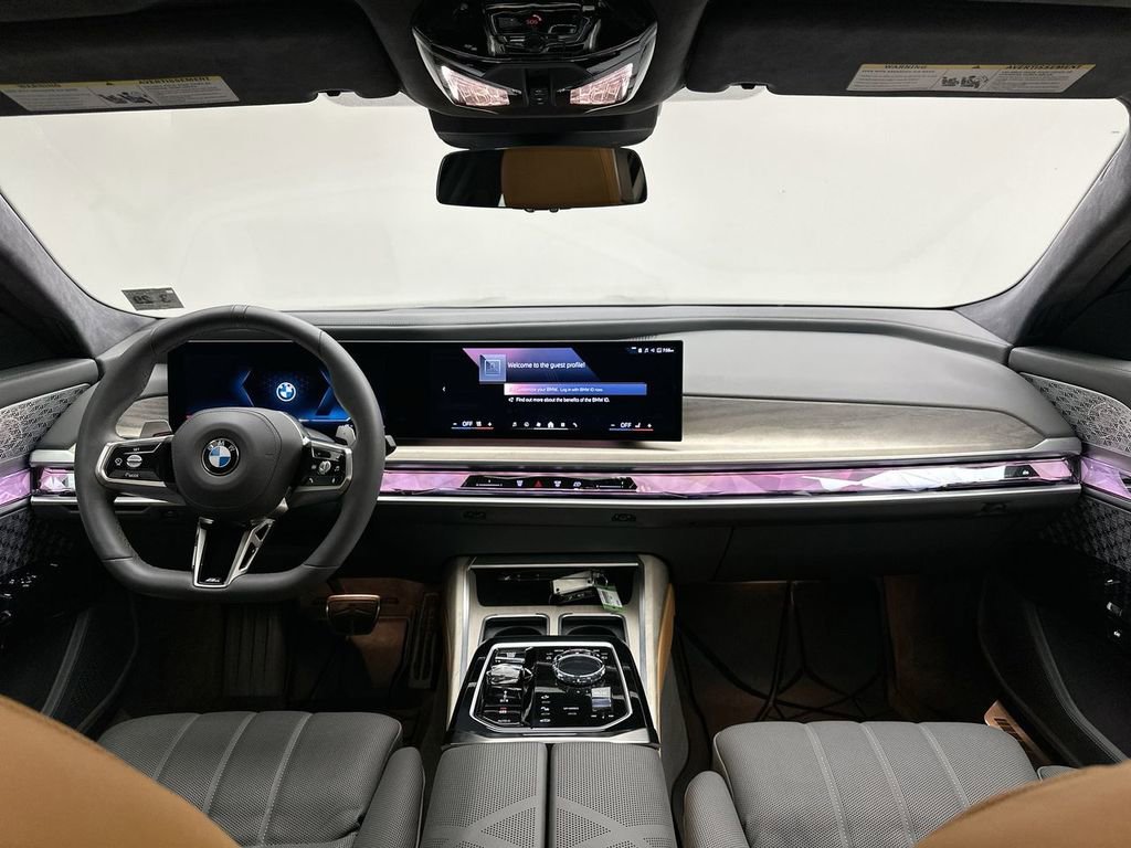 Used 2024 BMW 760i xDrive w/ Executive Package AWD/4WD image 20