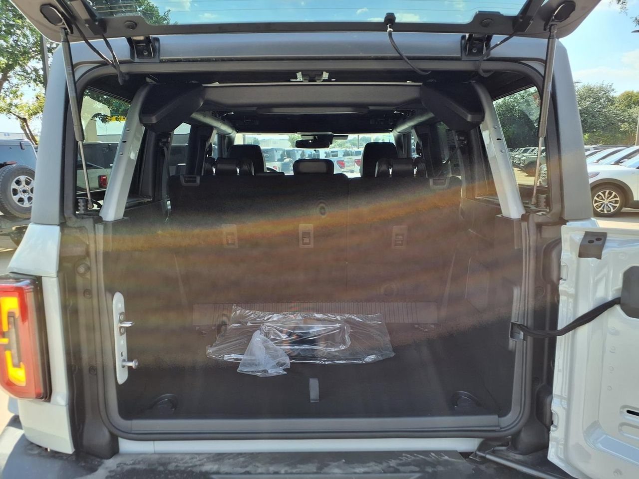 New 2026 Ford Bronco Outer Banks AWD/4WD image 21