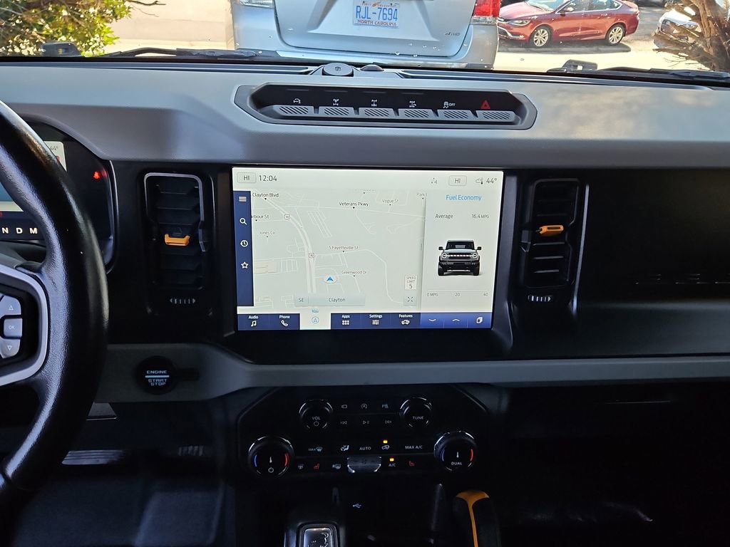 Used 2022 Ford Bronco Badlands image 16