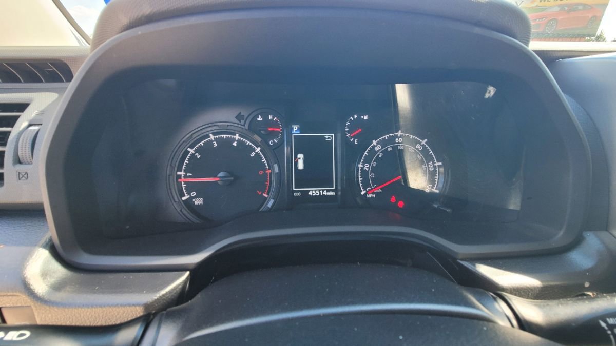 Used 2024 Toyota 4Runner SR5 image 18