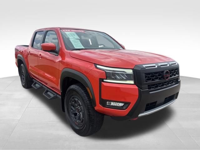 Used 2025 Nissan Frontier PRO-4X AWD/4WD image 5