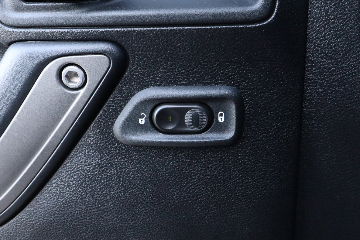 Used 2016 Jeep Wrangler Unlimited Sport w/ Quick Order Package 24S image 16