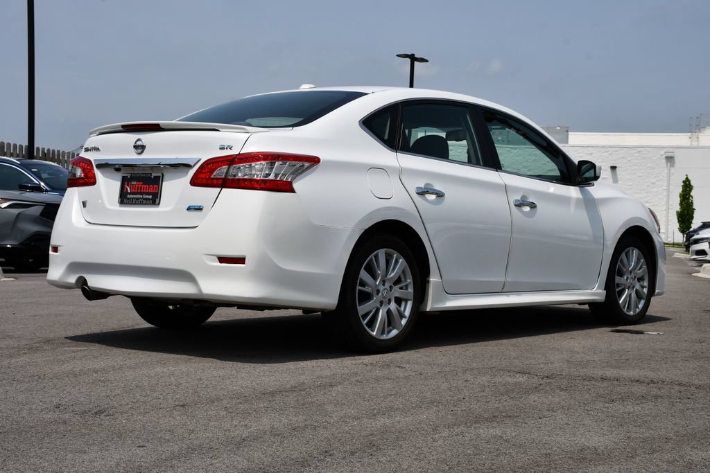 Used 2014 Nissan Sentra SR w/ Premium Package FWD image 9