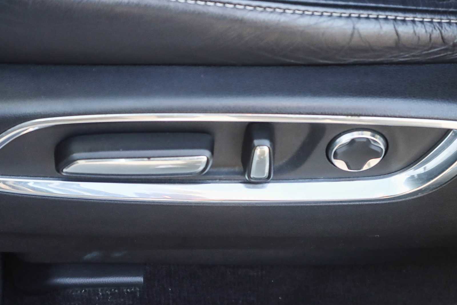 Used 2020 Acura MDX SH-AWD w/ Technology Package image 21