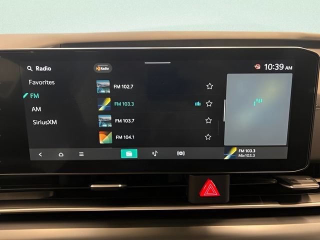 Used 2026 Kia Carnival FWD image 25