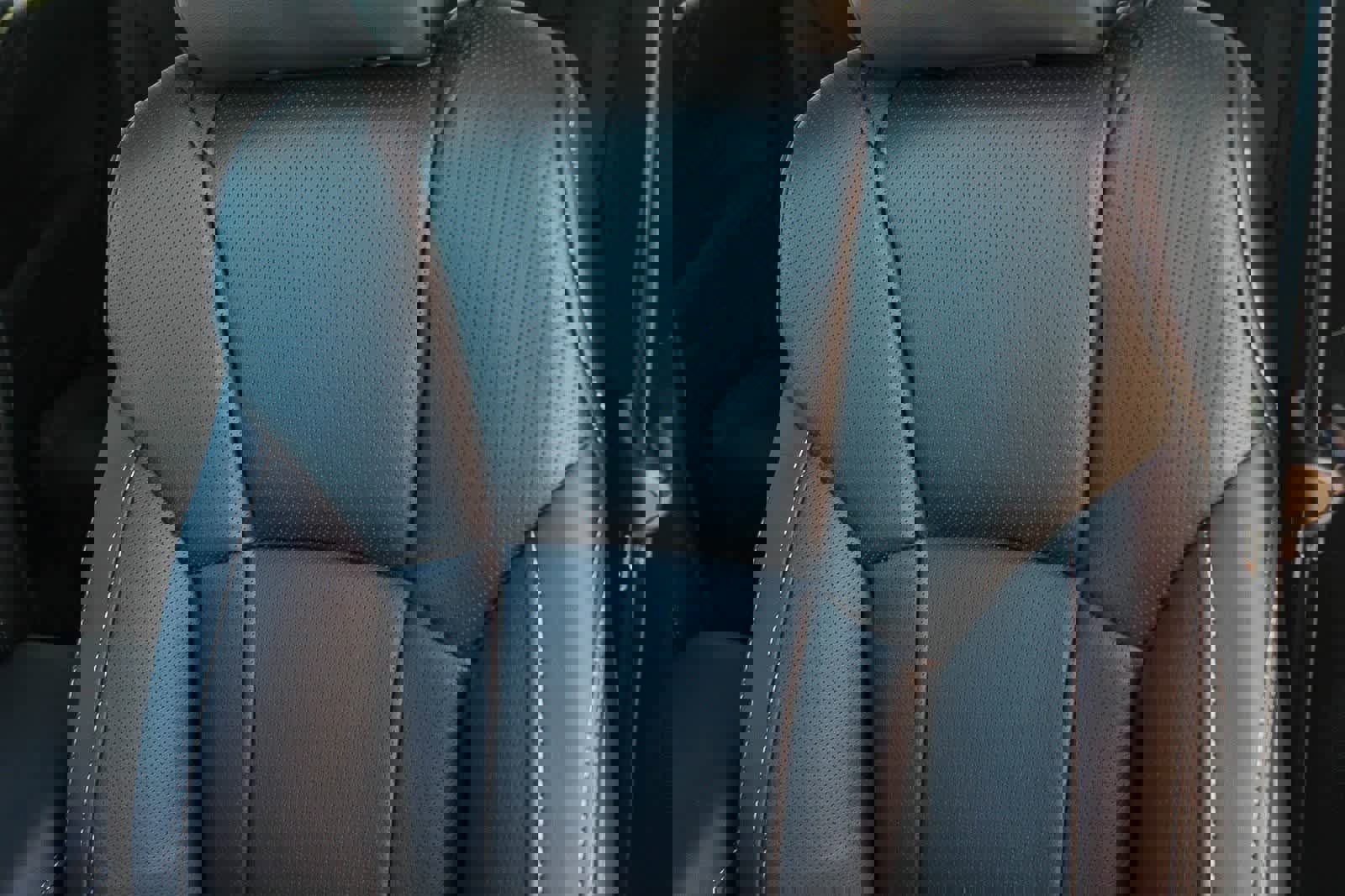 New 2025 Subaru Outback Touring XT image 24