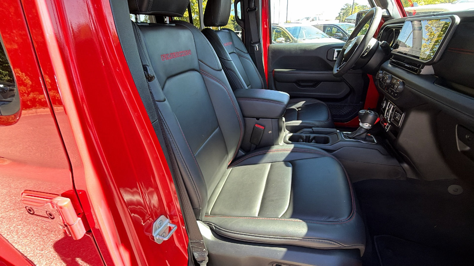 Used 2026 Jeep Wrangler Unlimited Rubicon AWD/4WD image 19
