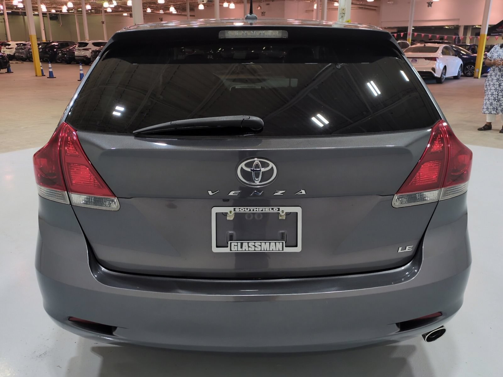 Used 2015 Toyota Venza LE FWD image 4