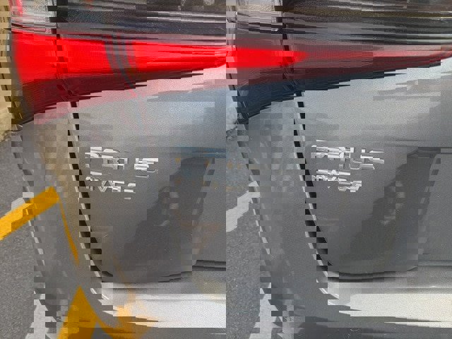 Used 2019 Toyota Prius XLE image 14