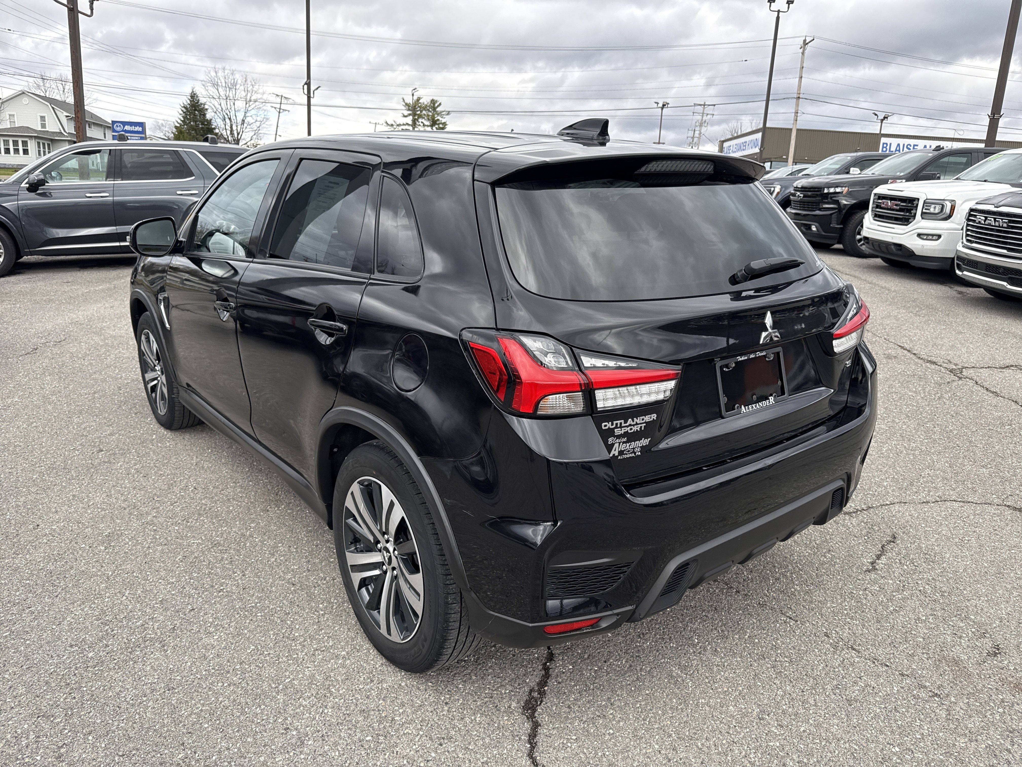 Used 2024 Mitsubishi Outlander Sport ES AWD/4WD image 6