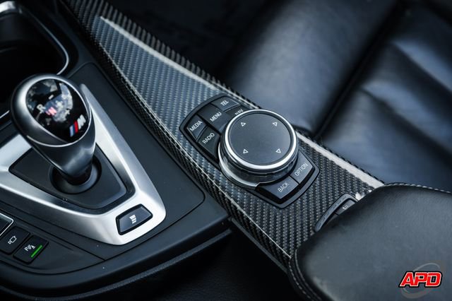 Used 2015 BMW M4 Convertible image 18