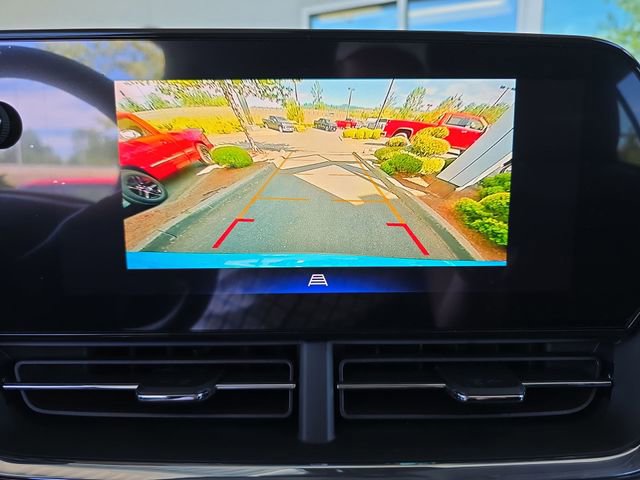 New 2025 Chevrolet Trax ACTIV w/ Driver Confidence Package image 14