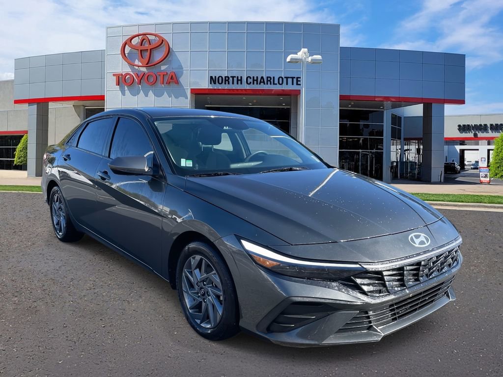 Used 2024 Hyundai Elantra SEL