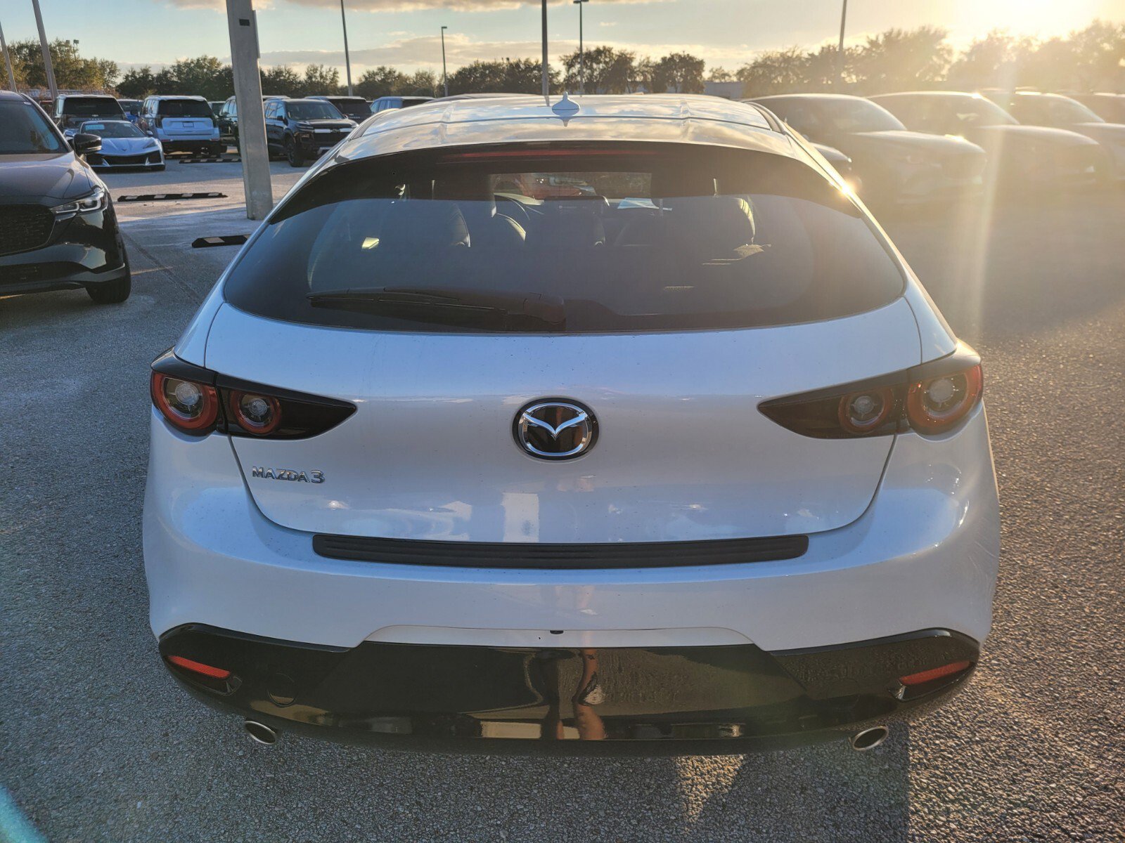 New 2026 MAZDA MAZDA3 2.5 S Hatchback w/ Premium Pkg FWD image 12