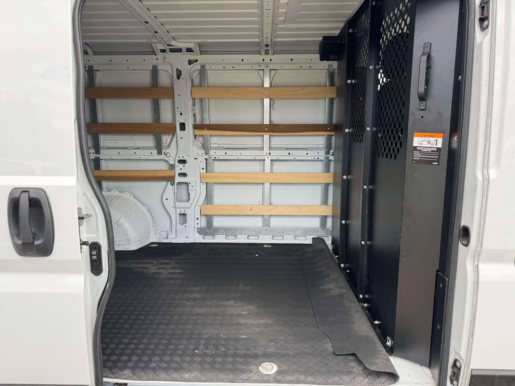 Used 2023 RAM ProMaster 2500 image 49
