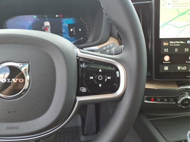 New 2026 Volvo XC60 B5 Plus w/ Protection Package Premier AWD/4WD image 22