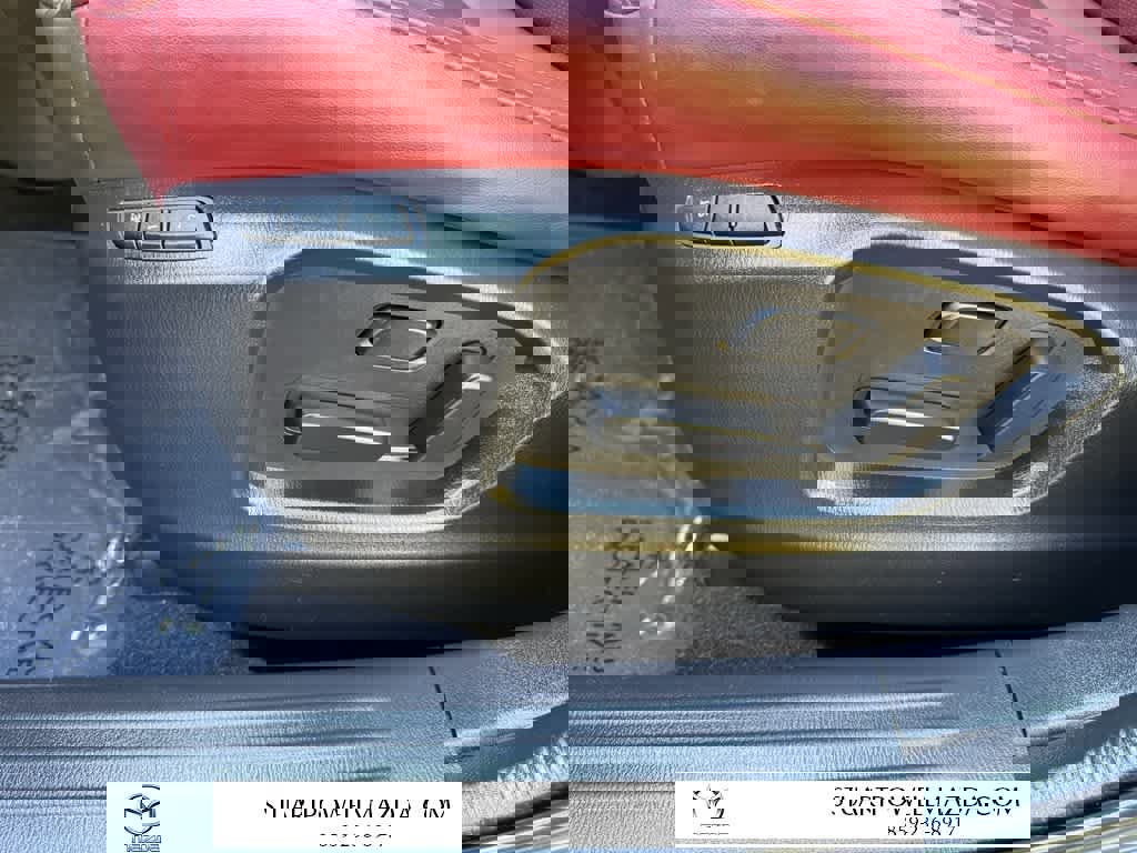 Used 2024 MAZDA CX-5 Carbon Edition image 5