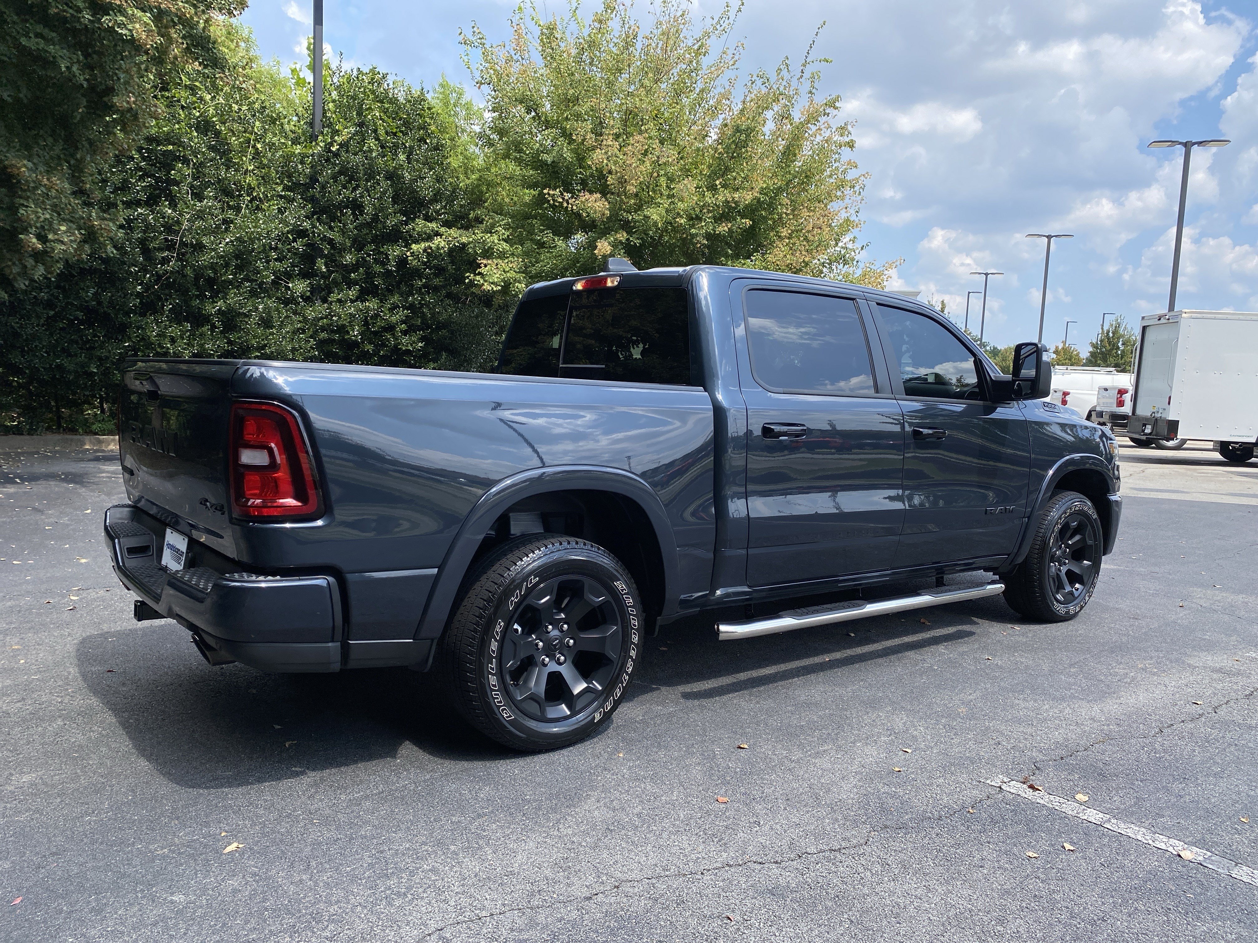 Used 2025 RAM 1500 Big Horn AWD/4WD image 9
