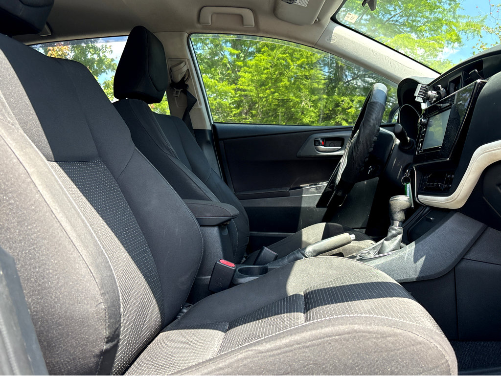 Used 2017 Toyota Corolla iM FWD image 7