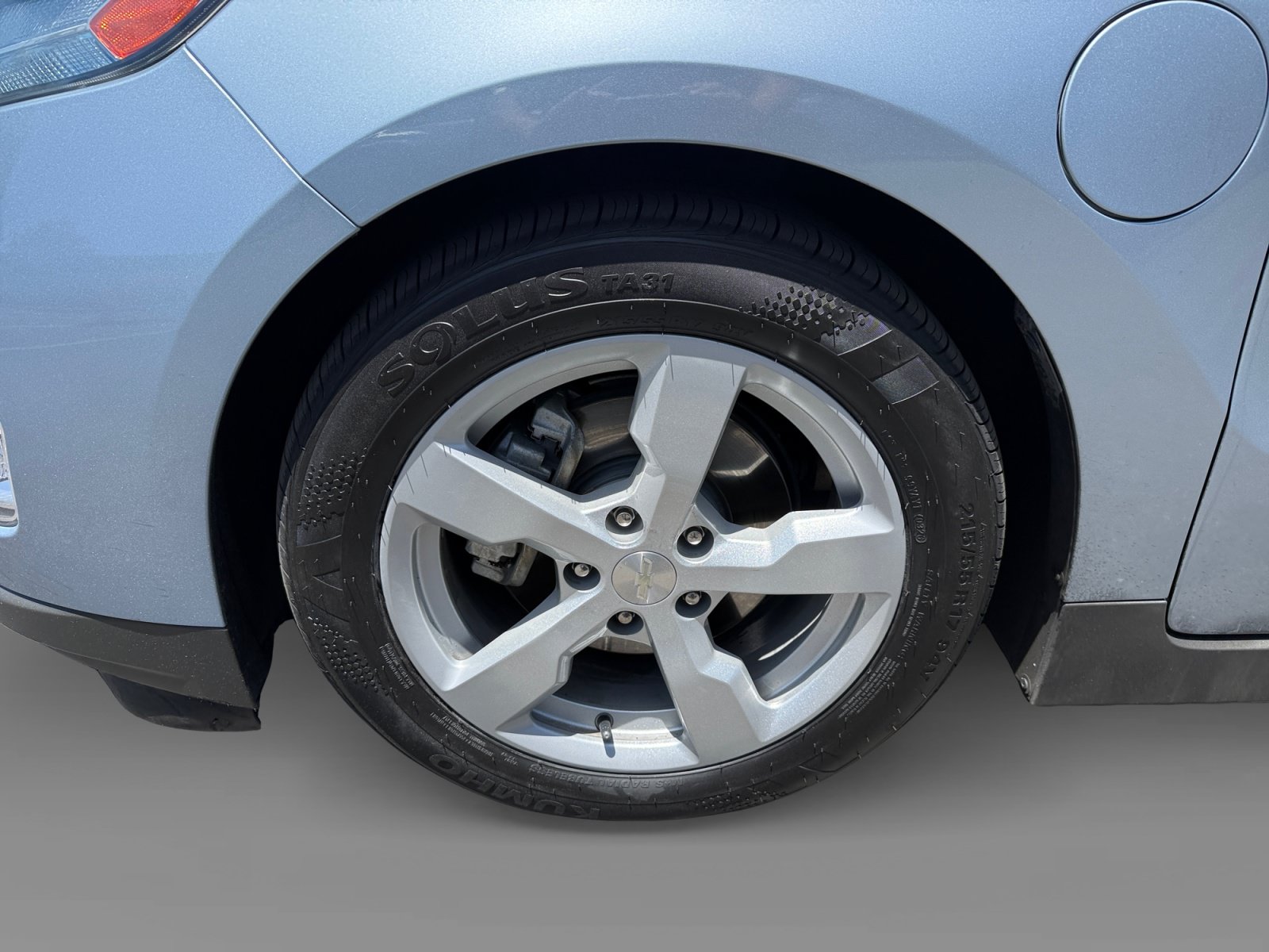 Used 2013 Chevrolet Volt Premium w/ Premium Trim Package FWD image 9