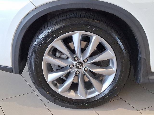 Certified 2019 INFINITI QX50 Luxe w/ Navigation Package image 8