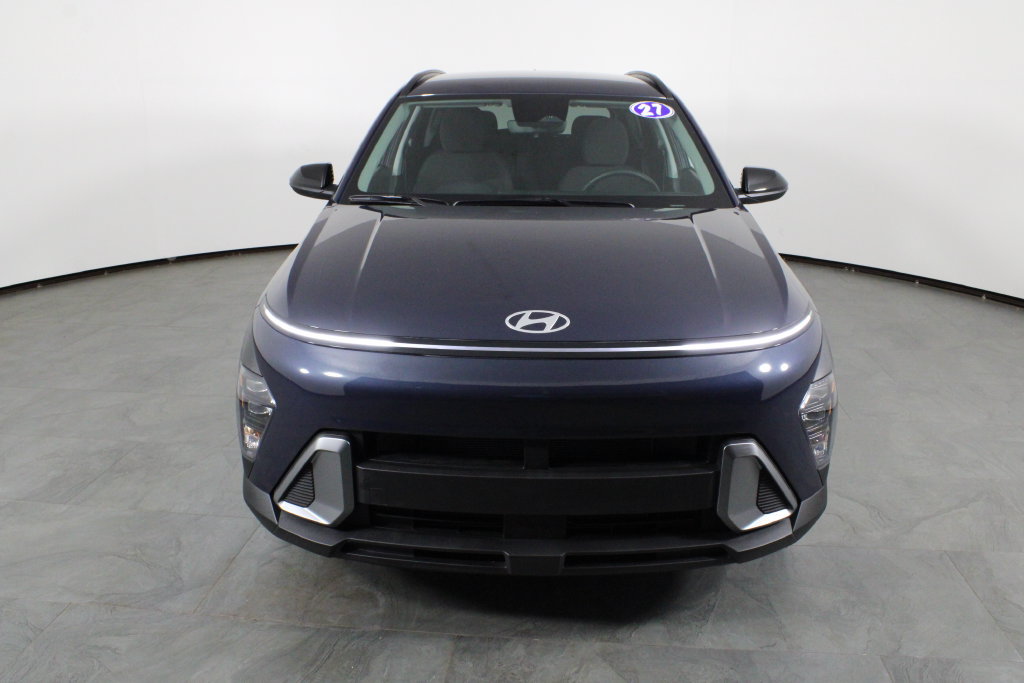 Certified 2027 Hyundai Kona SEL Sport FWD image 14