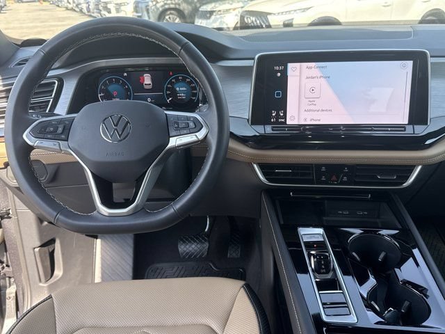 Used 2024 Volkswagen Atlas Cross Sport SE AWD/4WD image 18