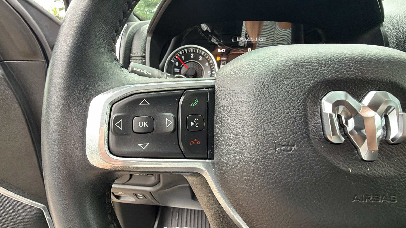 Used 2024 RAM 1500 Laramie AWD/4WD image 27