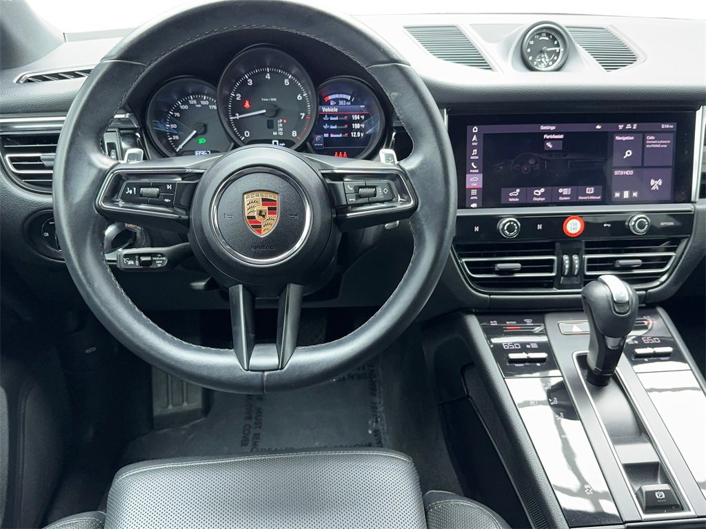 Used 2024 Porsche Macan image 17