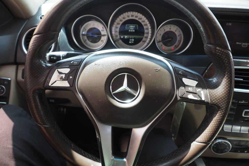 Used 2013 Mercedes-Benz C 250 Sedan image 25