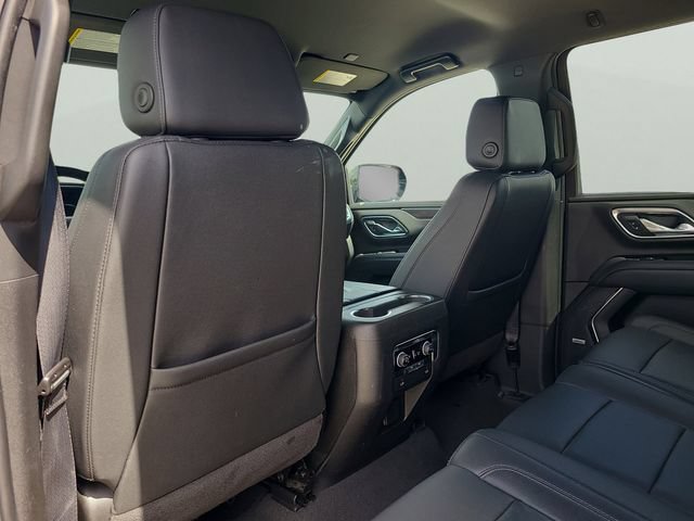 Used 2024 Chevrolet Suburban LT AWD/4WD image 35