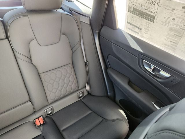 New 2026 Volvo XC60 B5 Plus w/ Climate Package AWD/4WD image 15