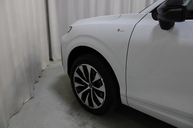 New 2026 Audi Q3 quattro 2.0T AWD/4WD image 31