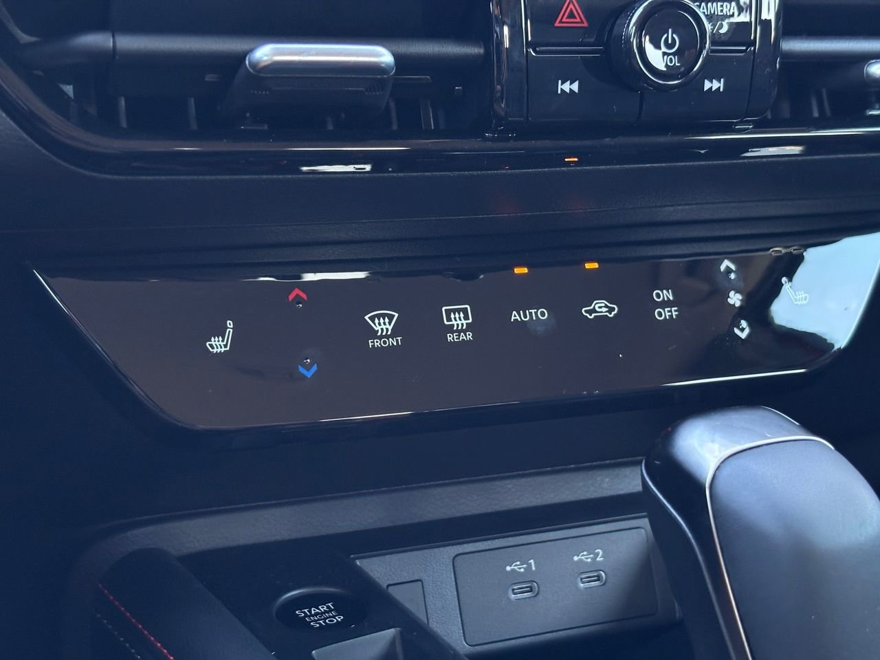 New 2026 Nissan Kicks SR w/ Cold Weather Package image 21