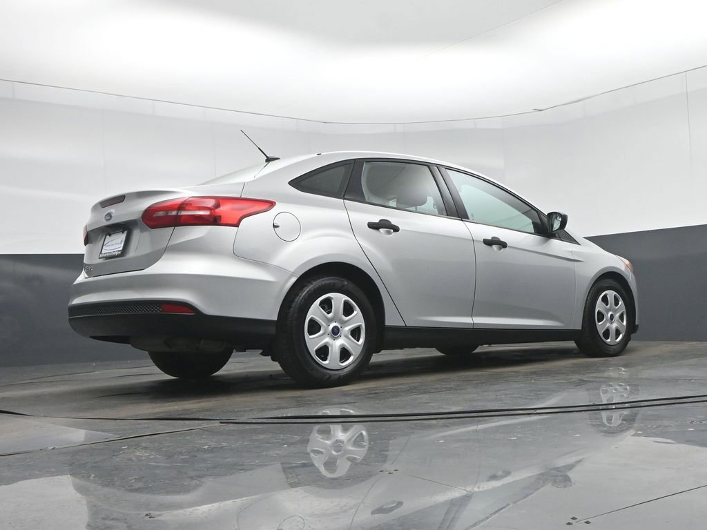 Used 2018 Ford Focus S image 46