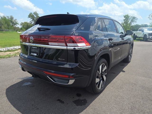Used 2024 Volkswagen Atlas Cross Sport SE AWD/4WD image 8