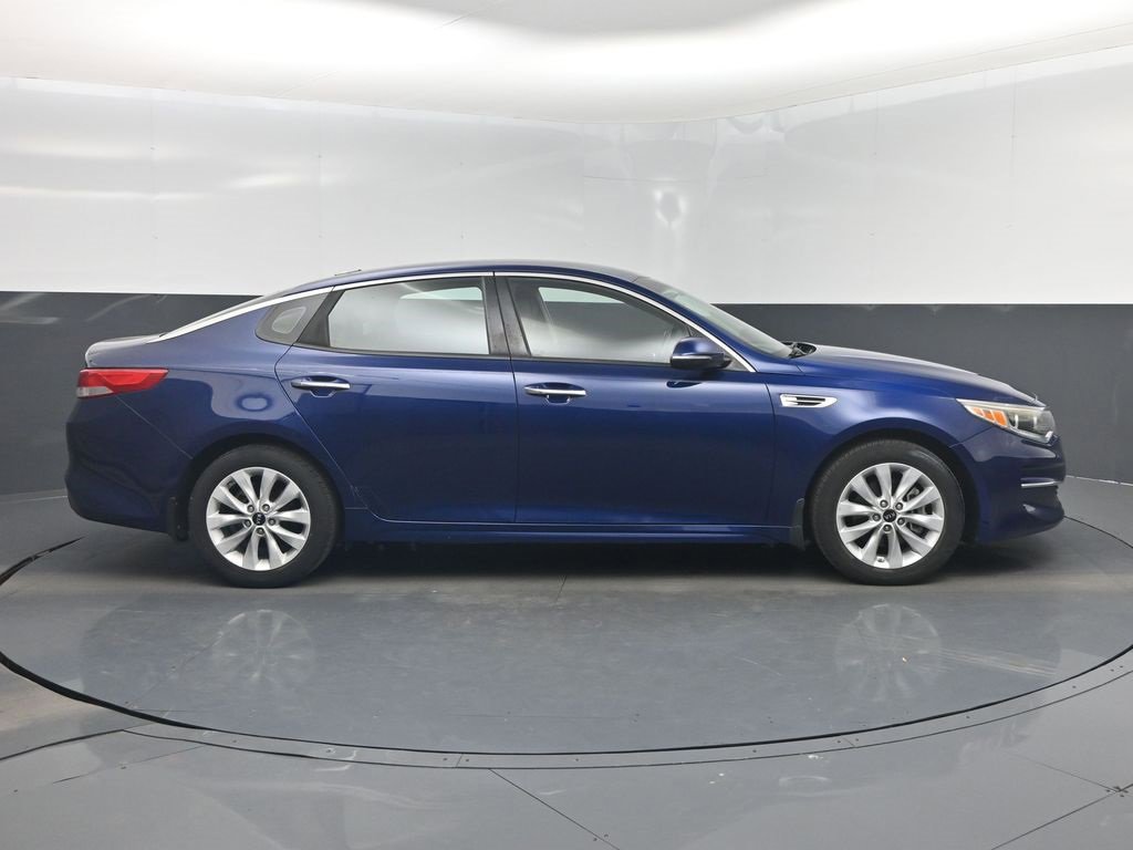 Used 2016 Kia Optima EX image 35