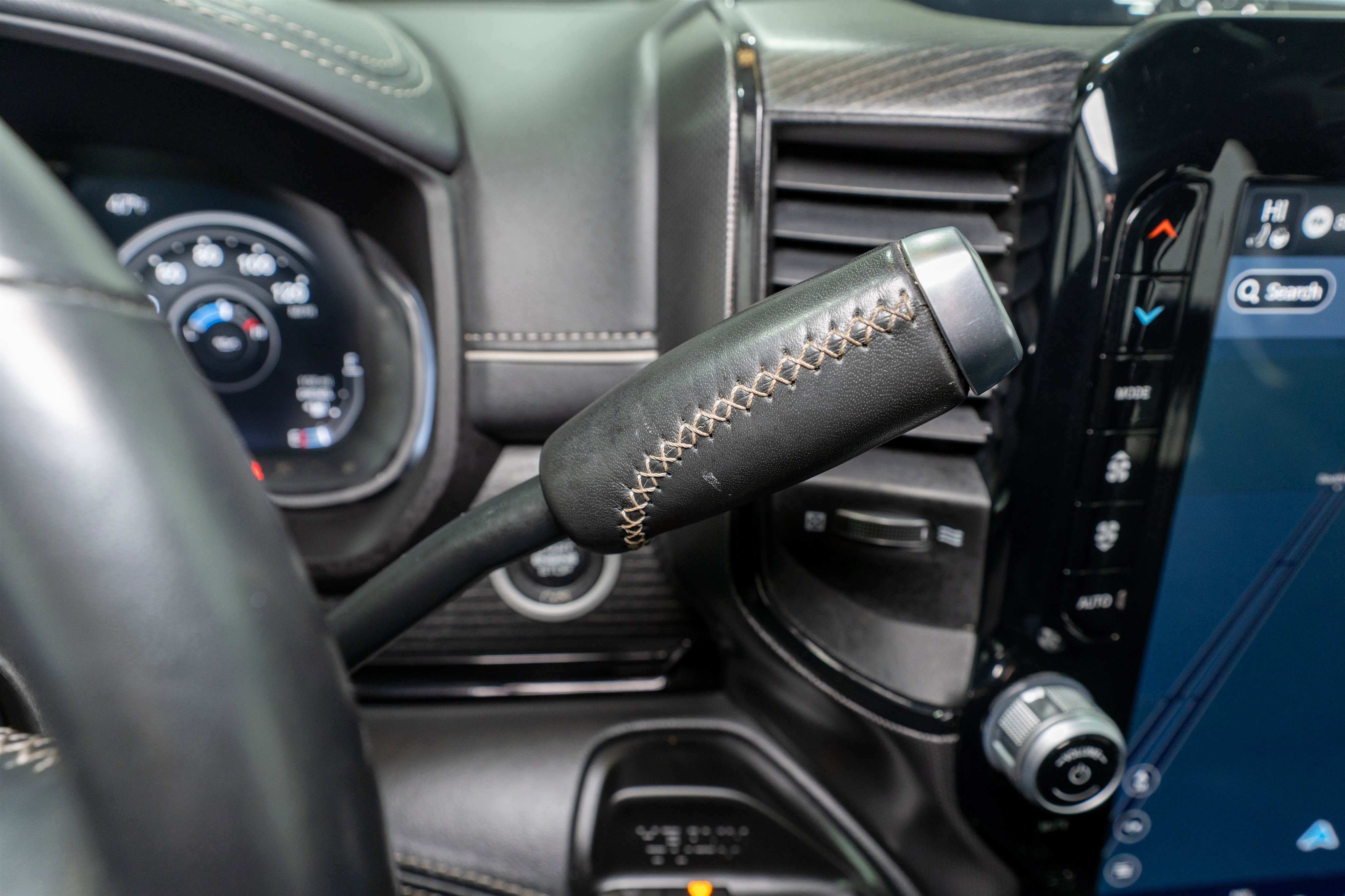 Used 2024 RAM 3500 Limited image 34