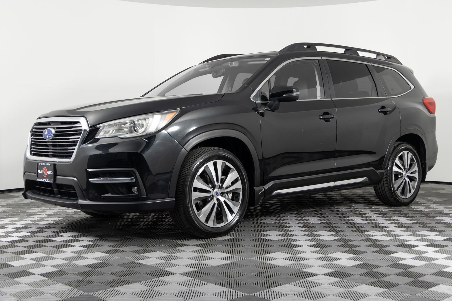 Used 2019 Subaru Ascent Limited w/ Popular Package #2 AWD/4WD image 1