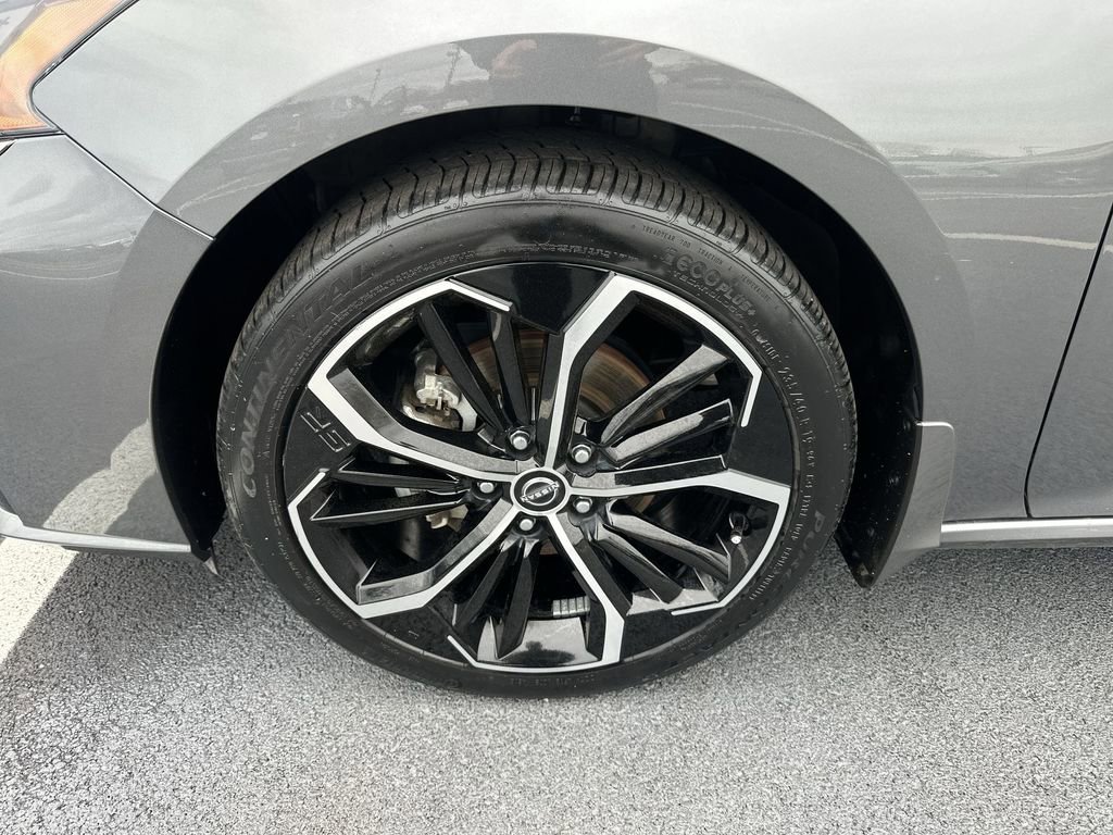 Used 2024 Nissan Altima 2.5 SR FWD image 10