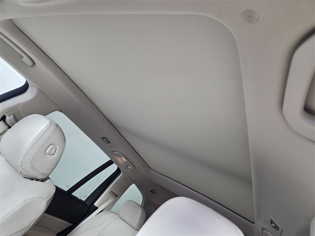 New 2026 Mercedes-Benz GLS 450 4MATIC image 9