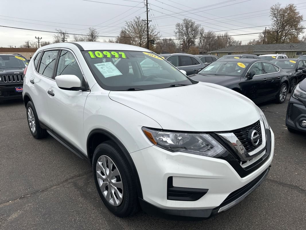 Used 2017 Nissan Rogue S image 6