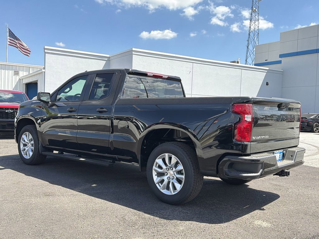 New 2026 Chevrolet Silverado 1500 Custom RWD image 19