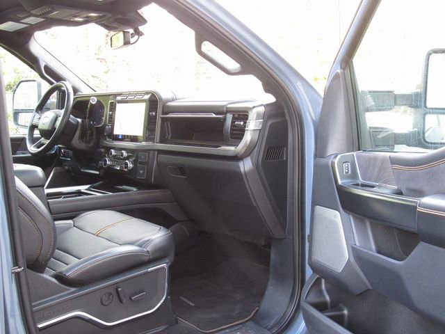 Used 2023 Ford F450 Platinum w/ FX4 Off-Road Package AWD/4WD image 22